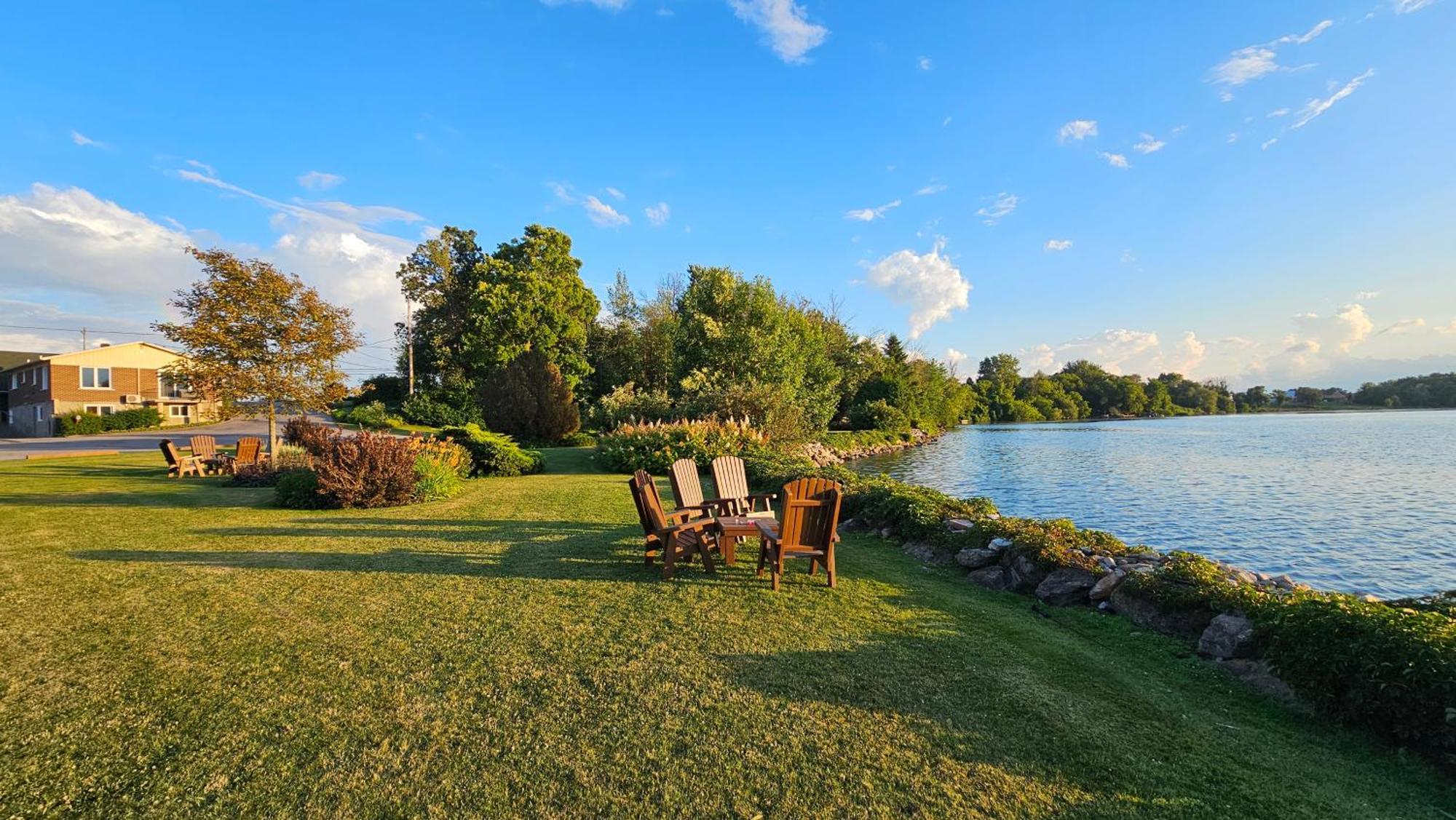 Hotel Oasis Lac St-Louis Salaberry-de-Valleyfield Luaran gambar