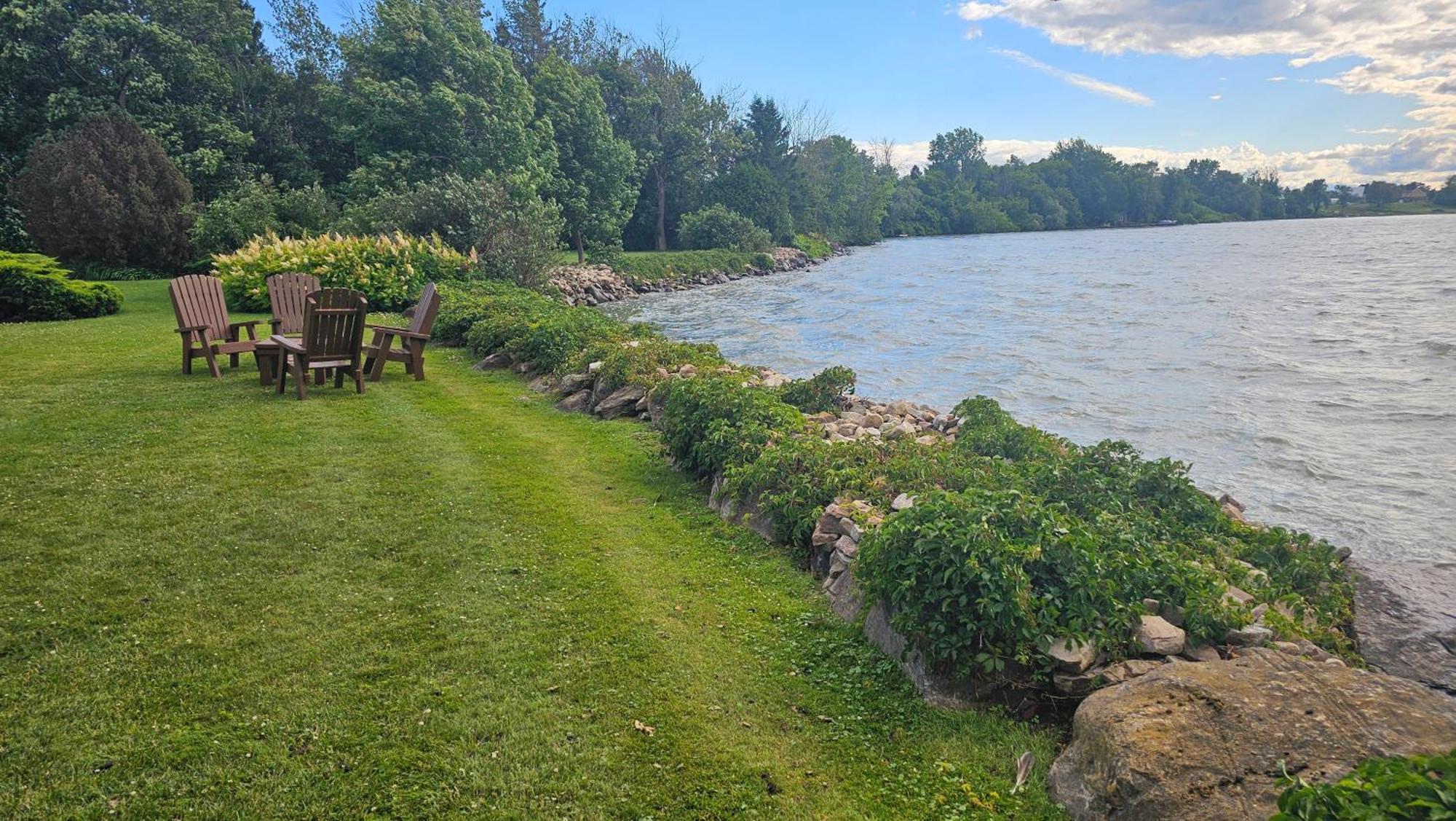 Hotel Oasis Lac St-Louis Salaberry-de-Valleyfield Luaran gambar