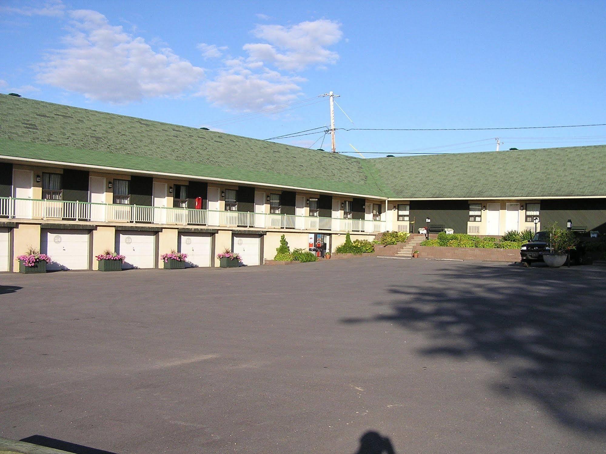 Hotel Oasis Lac St-Louis Salaberry-de-Valleyfield Luaran gambar