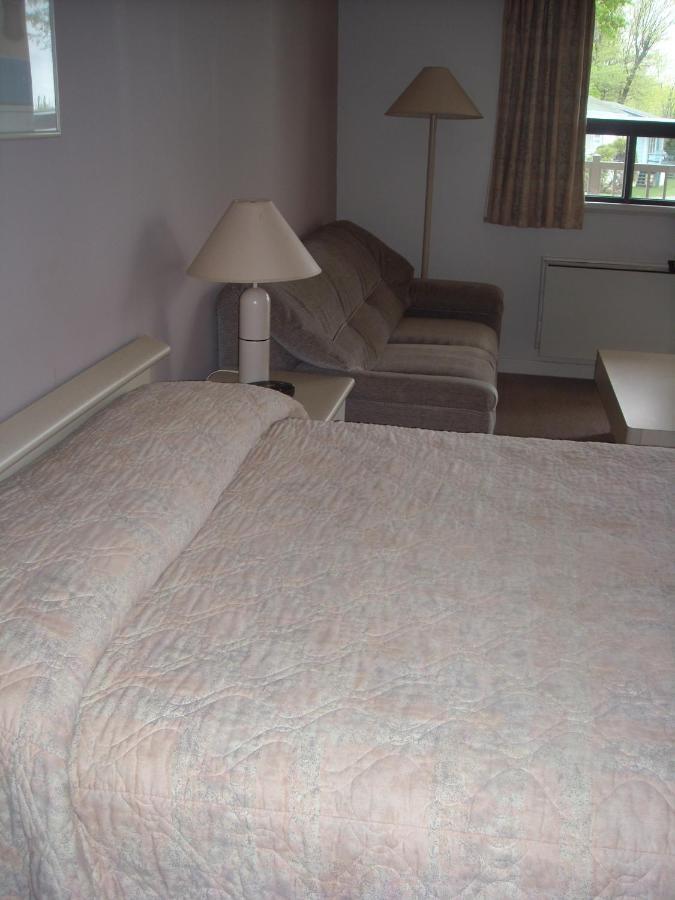 Hotel Oasis Lac St-Louis Salaberry-de-Valleyfield Bilik gambar